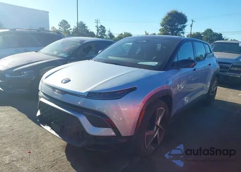 2023 Fisker Ocean One z USA, uszkodzony, nr VIN VCF1ZBU29PG003935